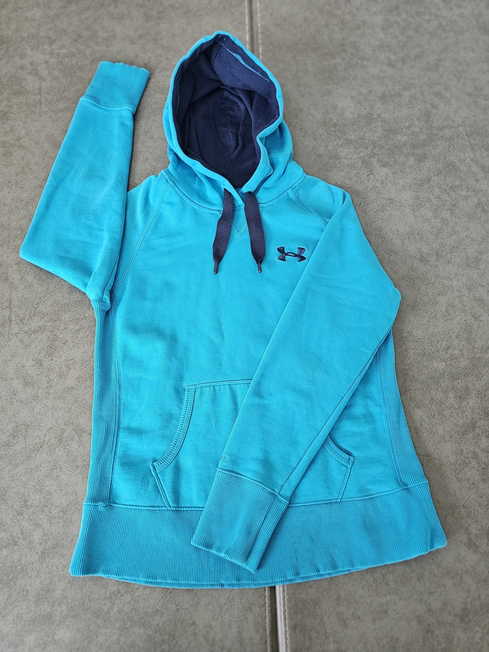 Under Armour Women’s Teal Pullover Hoodie Size Medium